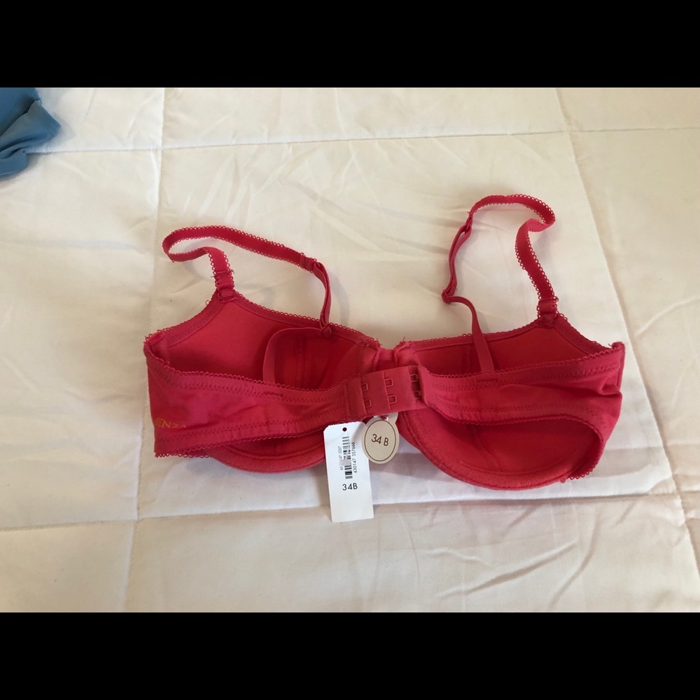 Bra - Picture 2 of 2